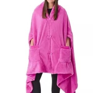 💖 HELLO KITTY LOVERS MUST-HAVE HOODED BLANKET! PONCHO💖 FREE SHIPPING!